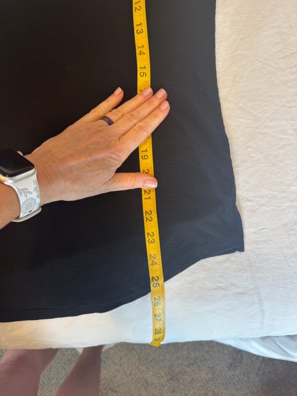 Athleta Black Sleeveless Crewneck Tank - Picture 3 of 5